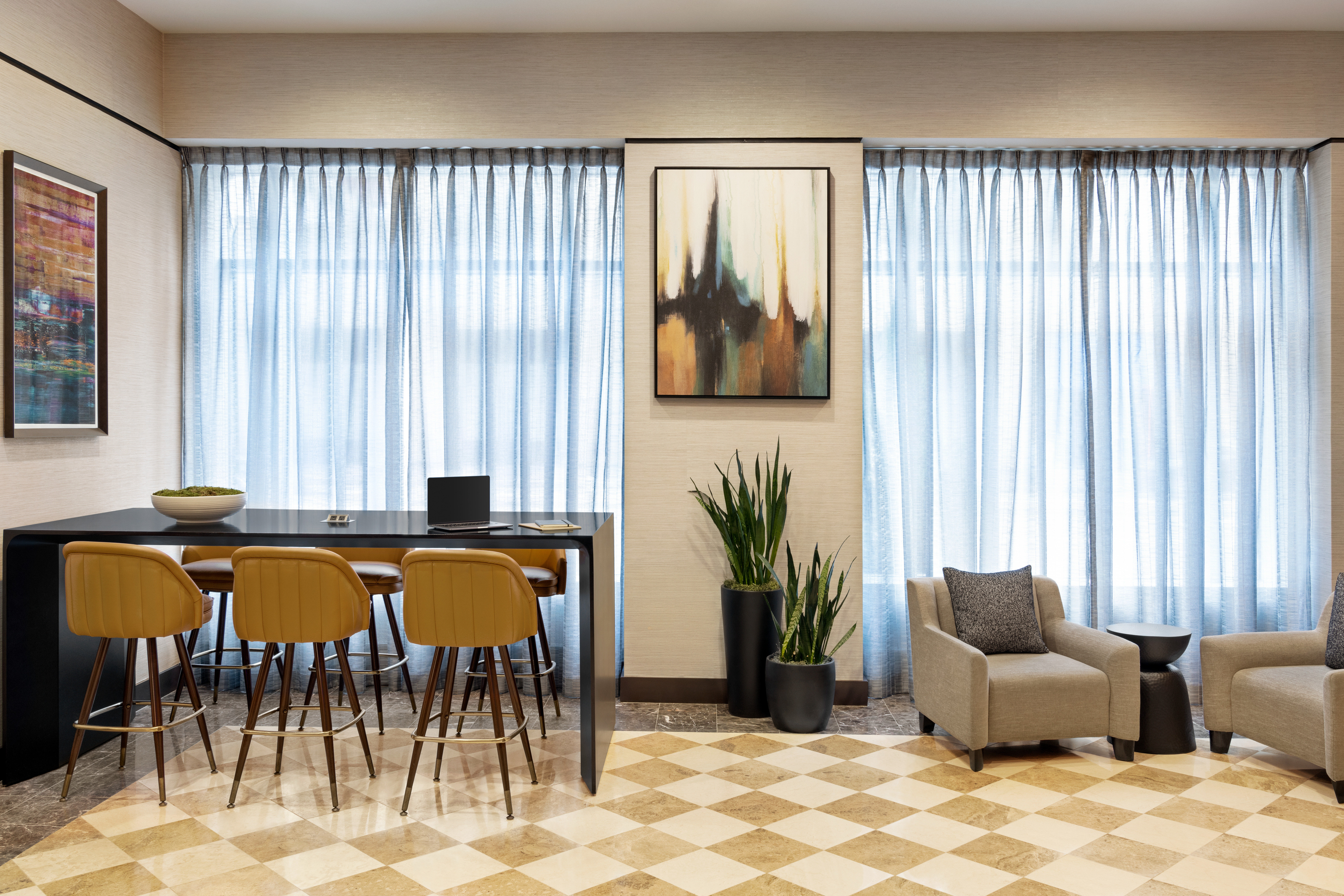 Crowne Plaza Cleveland At Playhouse Square An Ihg Hotel 54/77