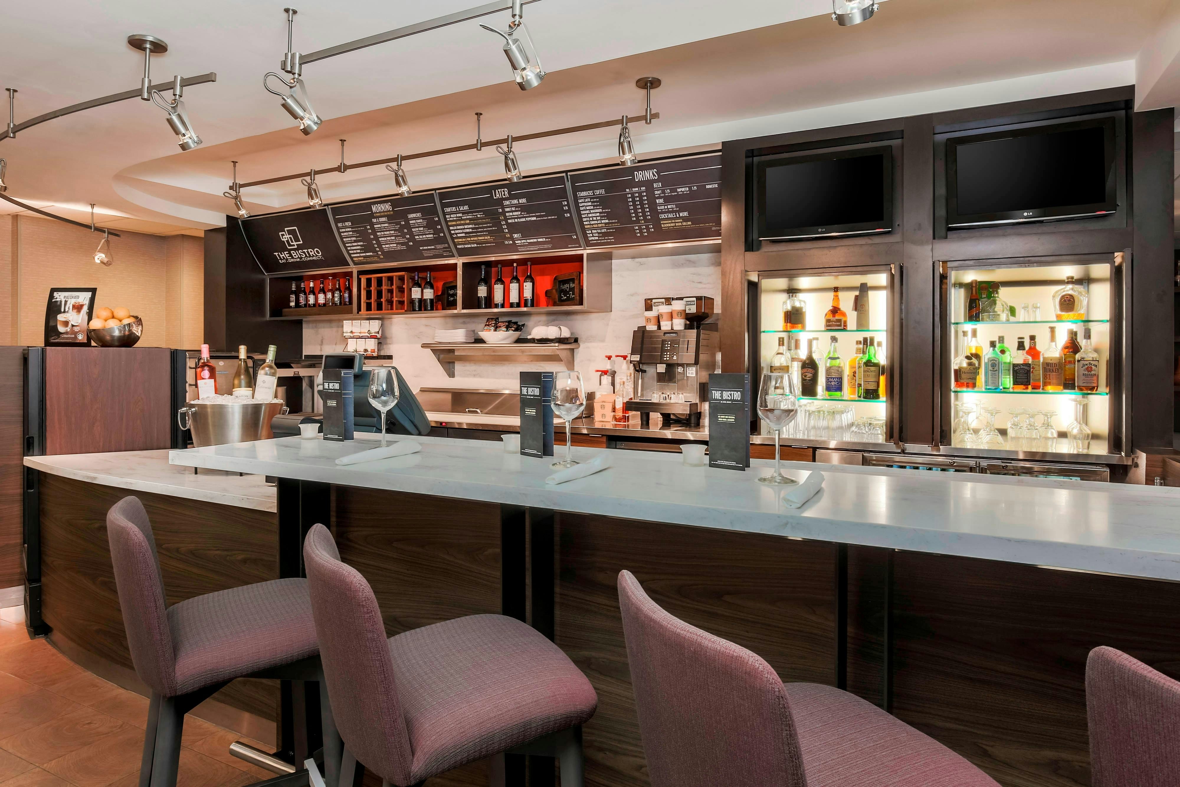 Courtyard by Marriott Orlando Lake Mary/North 15/23