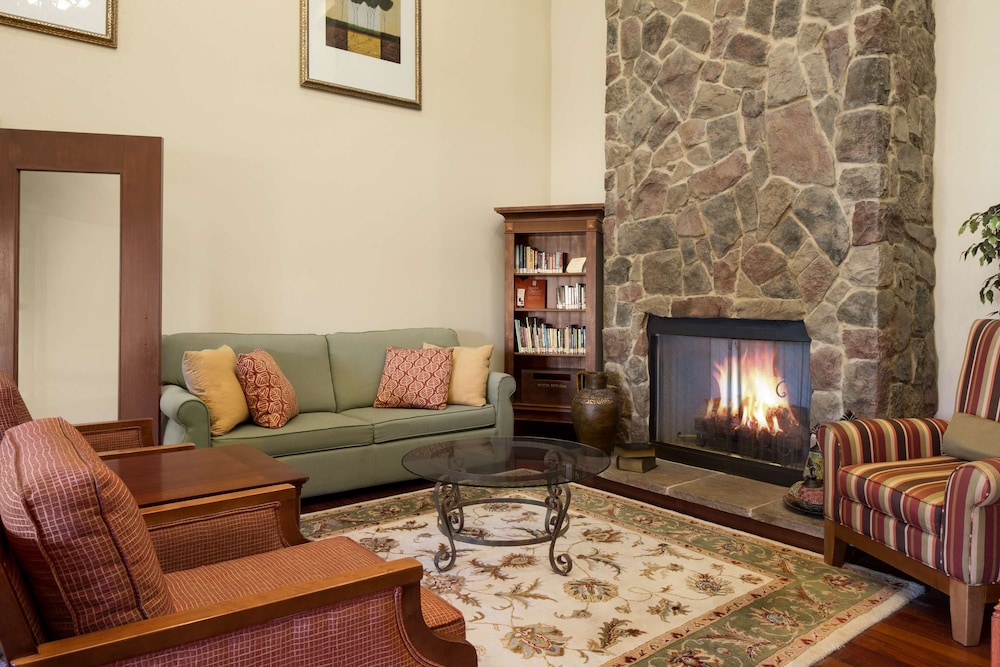 Country Inn and Suites By Radisson Crestview FL 11/19