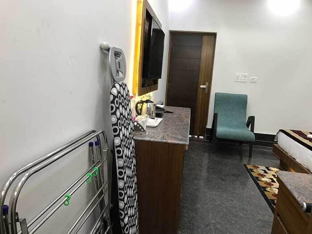 Hotel Stay At Green View 47/47