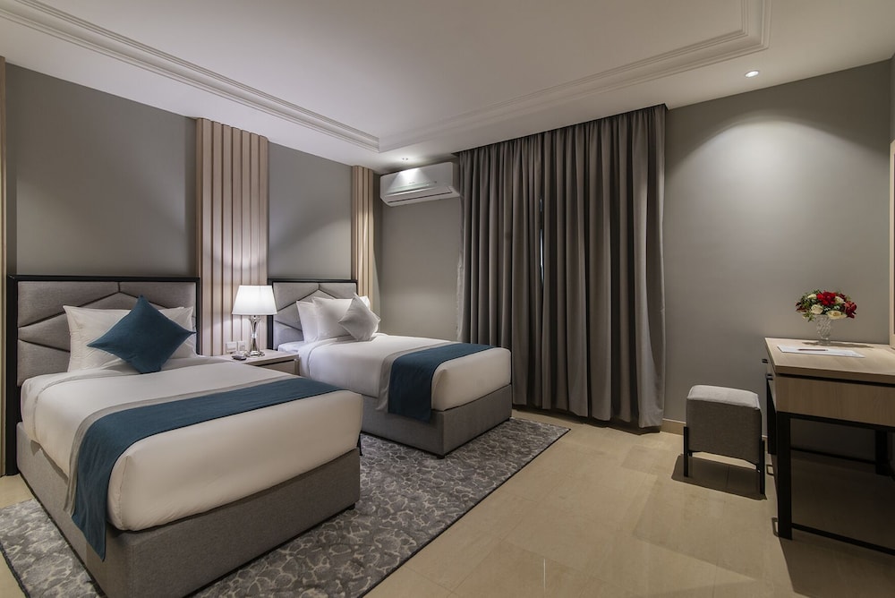 فندق انالة تبوك(Enala Hotel Apartments- Tabuk) 10/33