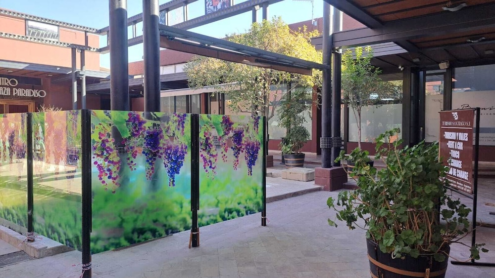 Plaza Paradiso Petit Hotel 57/62