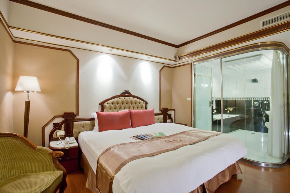 Charming City Sungshan Hotel 35/50