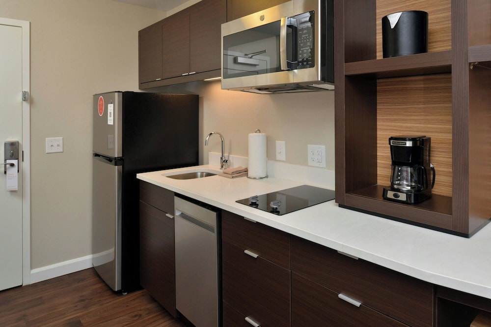TownePlace Suites Raleigh-Durham Airport/Morrisville 64/65