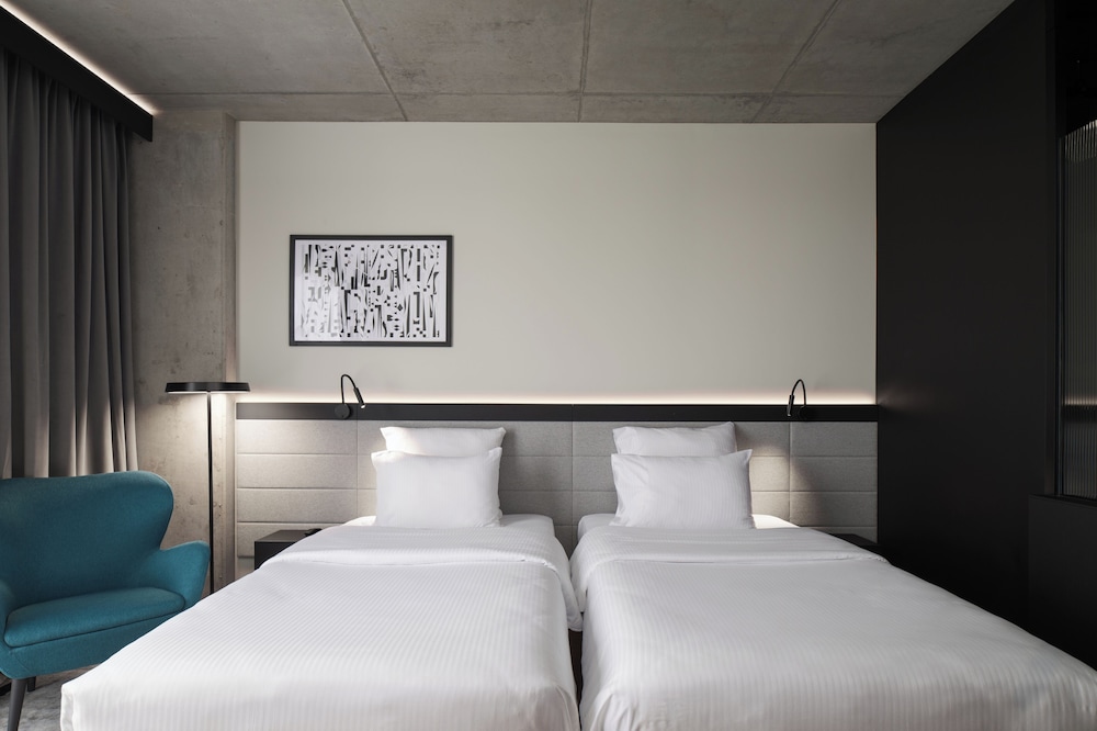 STANDARD, TWIN BEDS