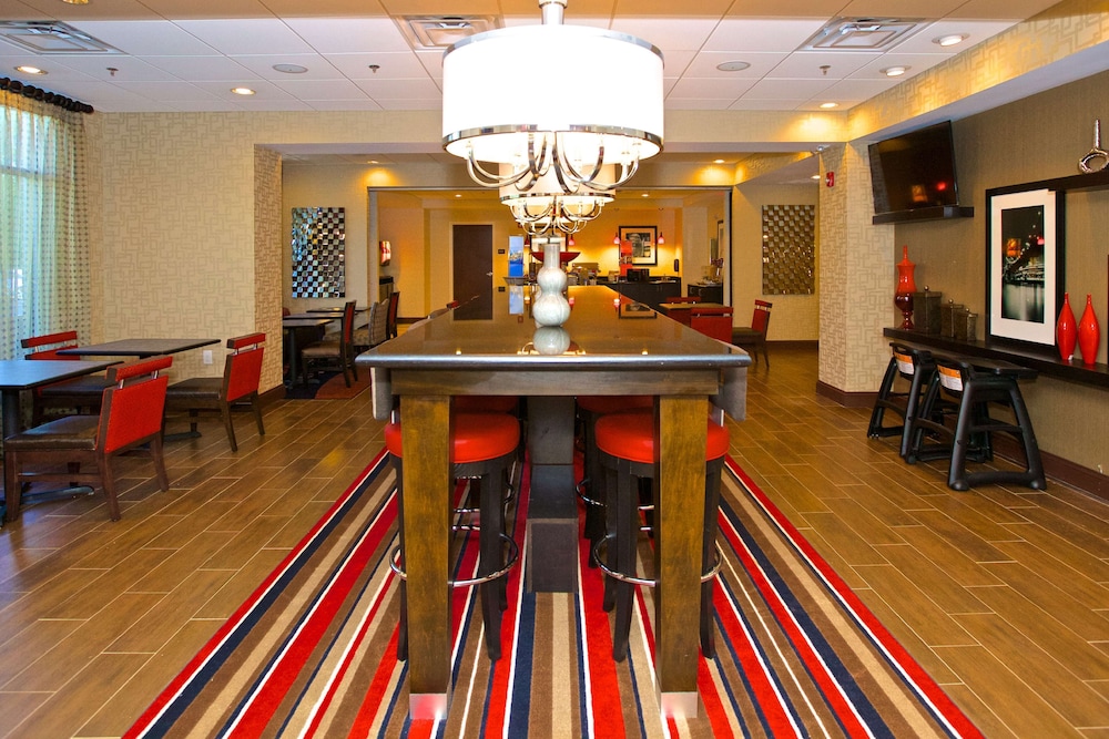 Hampton Inn Atlanta Mcdonough 31/44