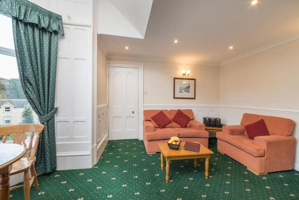 Derwentwater Hotel 10/50