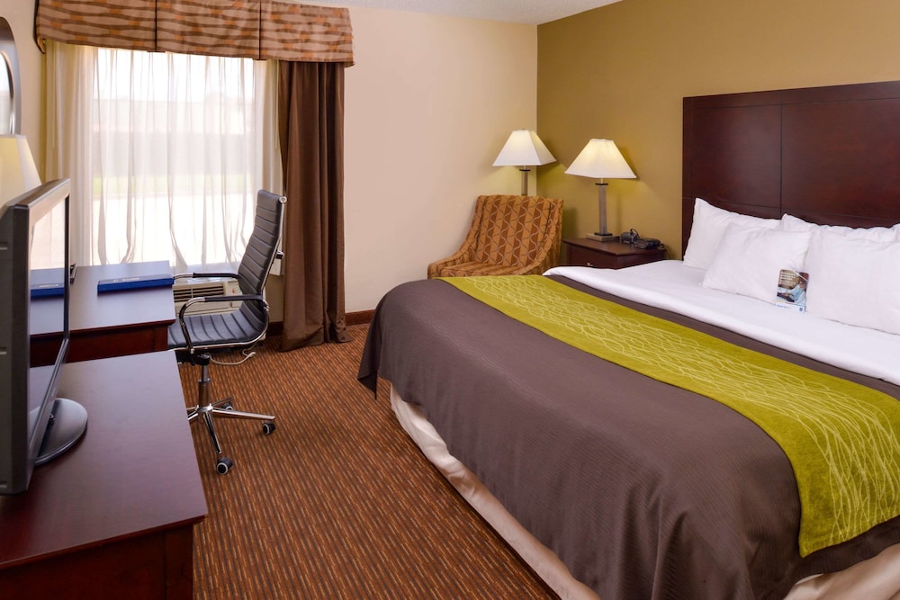 Holiday Inn Express And Suites Joplin Southeast by IHG 14/58