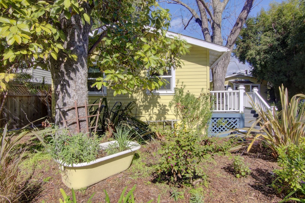 Secret Garden Inn 42/73