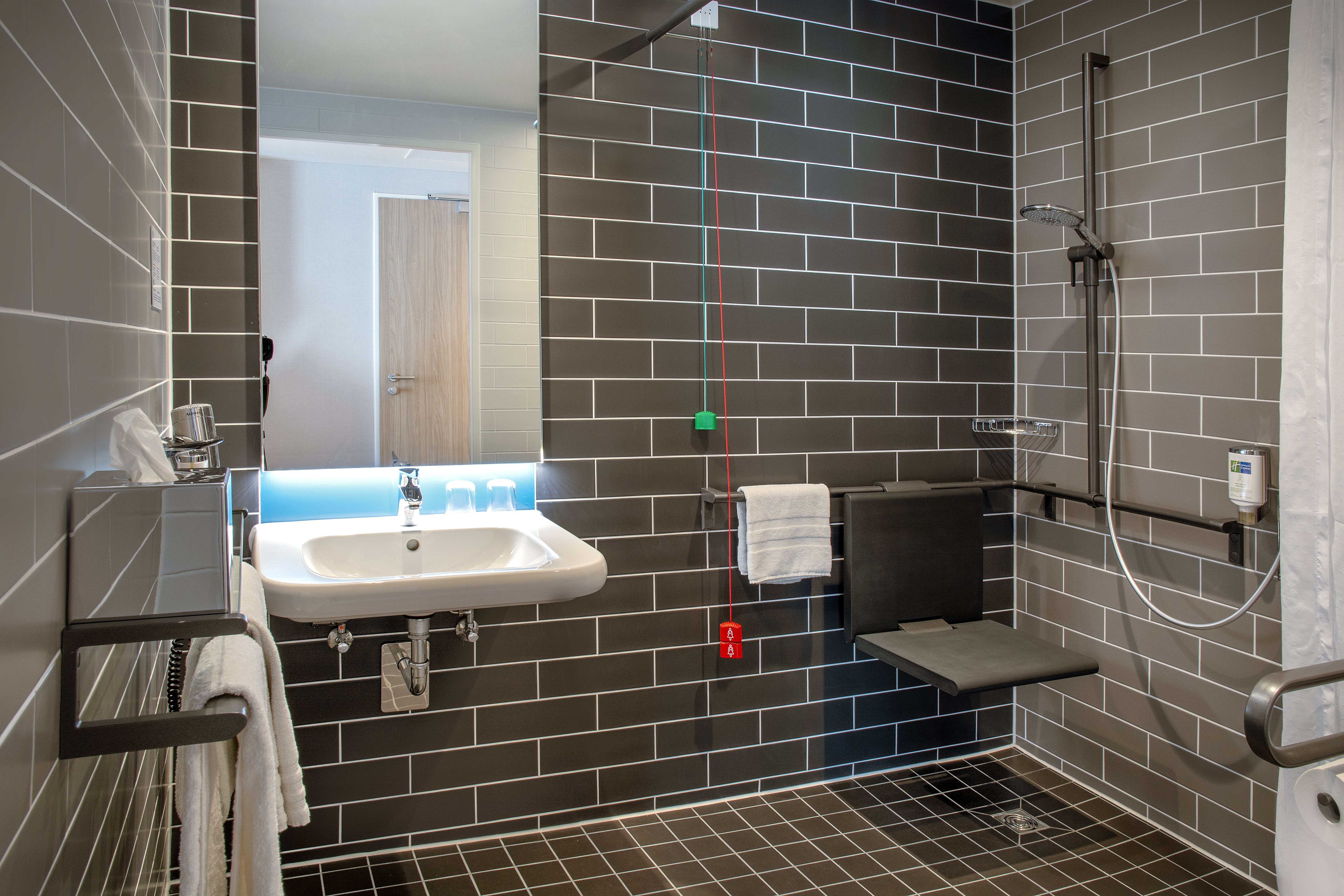 HOLIDAY INN EXPRESS STUTTGART - WAIBLINGEN 68/69