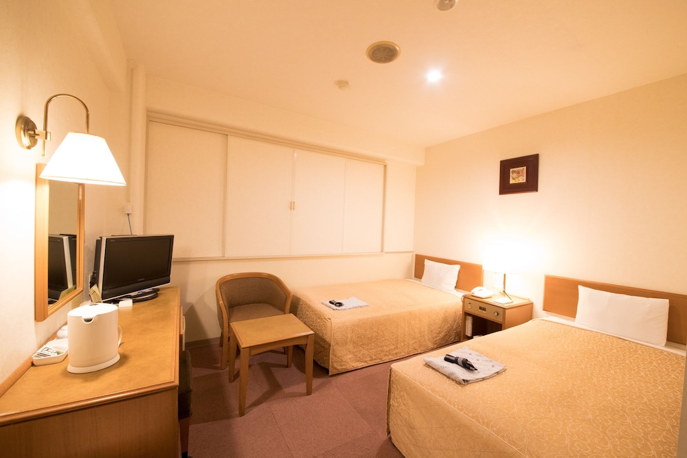 Smile Hotel Oita Hita 8/25