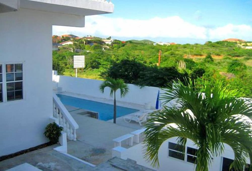 Champartments Villa & Apartments Cristal 41/42