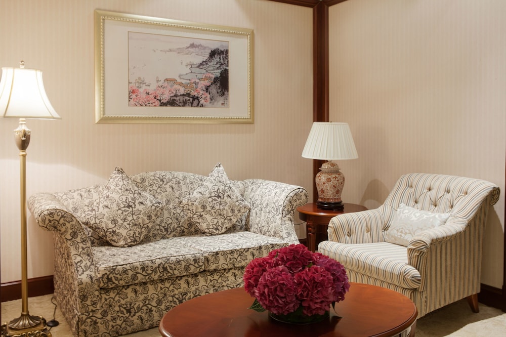 Sky Fortune Boutique Hotel Shanghai 27/33