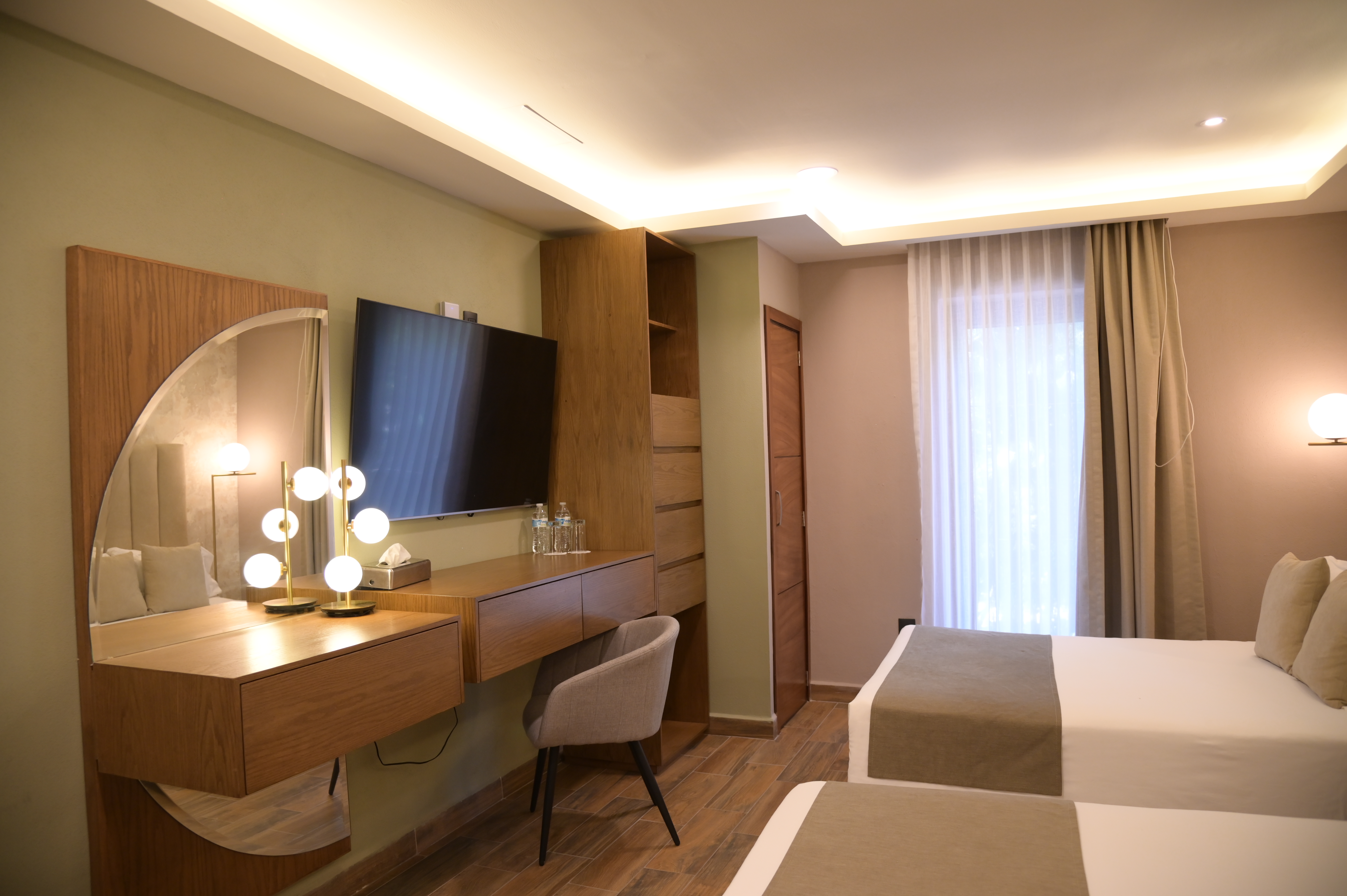 Hotel Victoria 36/50