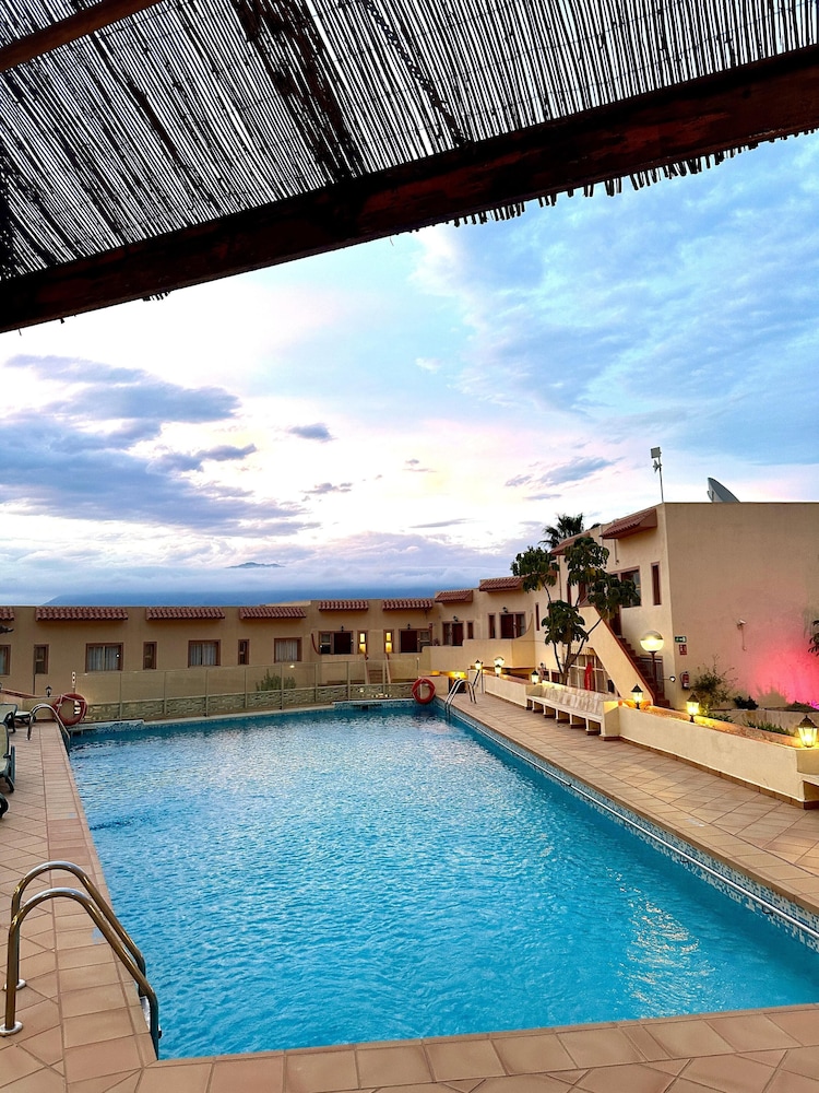 Albir Hills Apartments 5/63