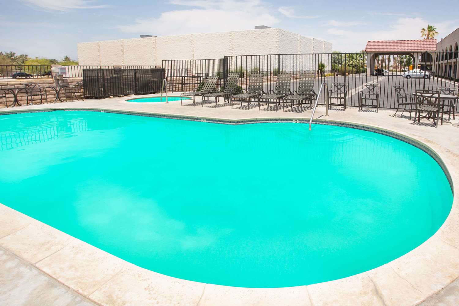 Travelodge by Wyndham Indio 16/21