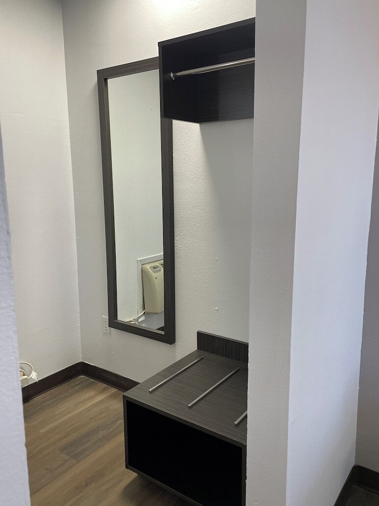 Motel6 Artesia, NM 20/25
