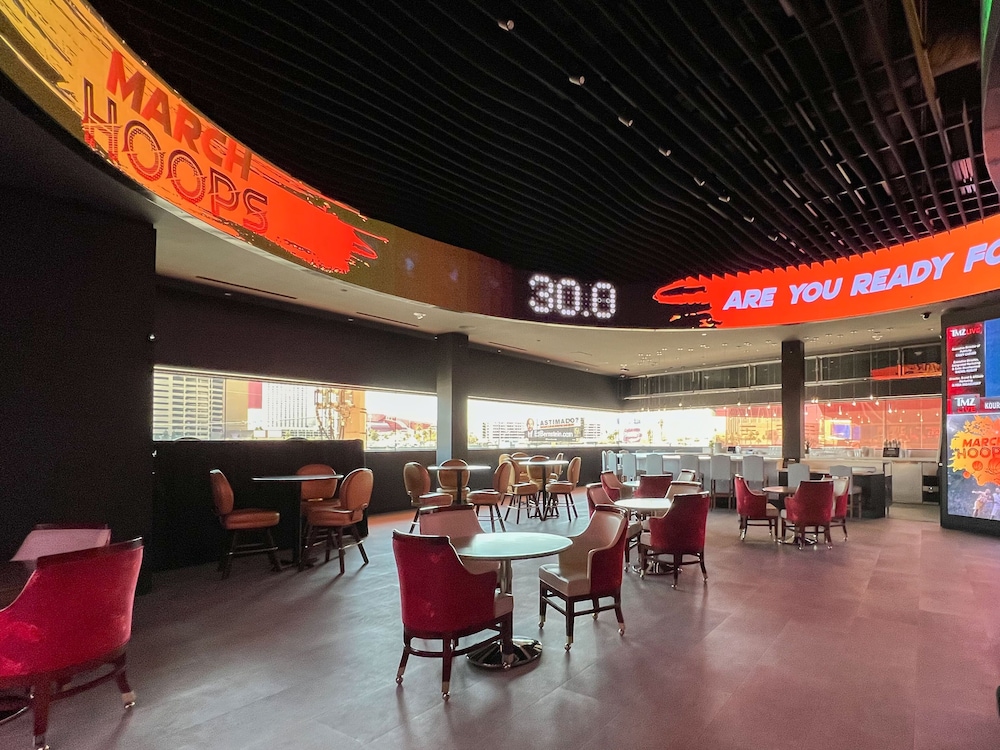 Ahern Hotel Las Vegas 51/71