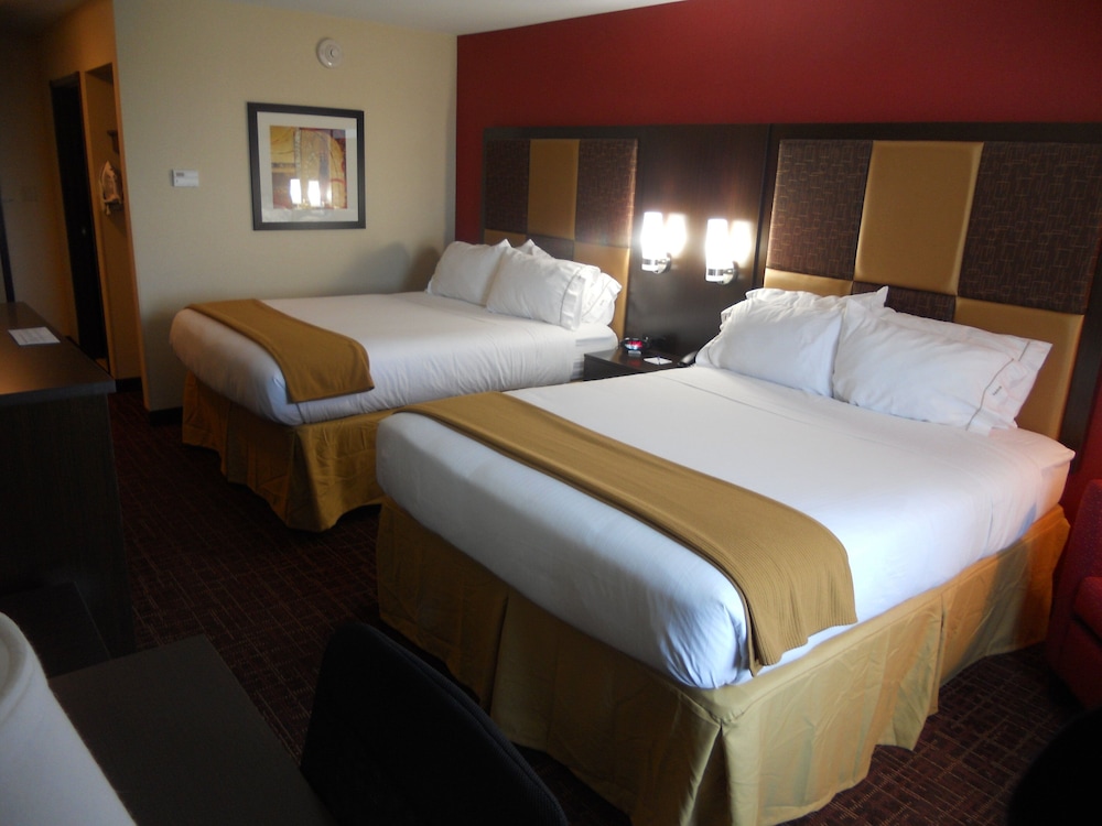 Suite, 2 Queen Beds
