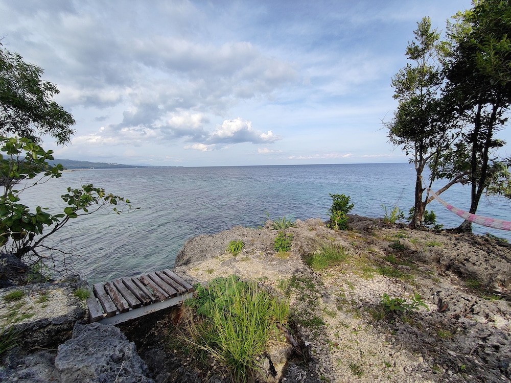 Meili Beach Resort 37/57