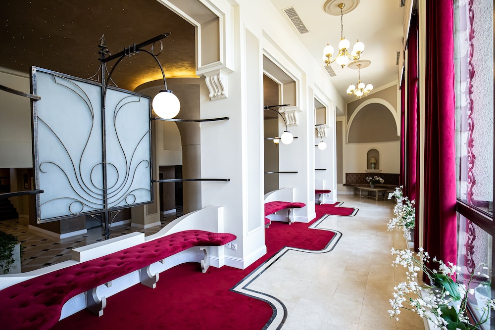 GRAND HOTEL TRAIAN 21/34