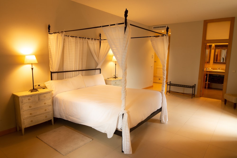 Hotel Villa Marcilla 21/67