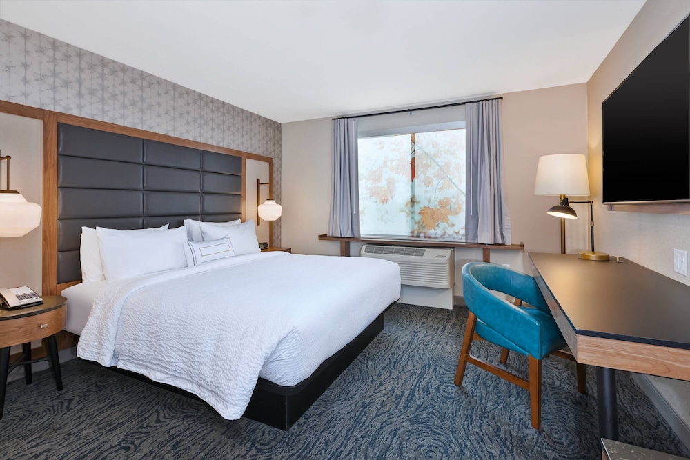 Fairfield Inn & Suites By Marriott Kalamazoo 10/33