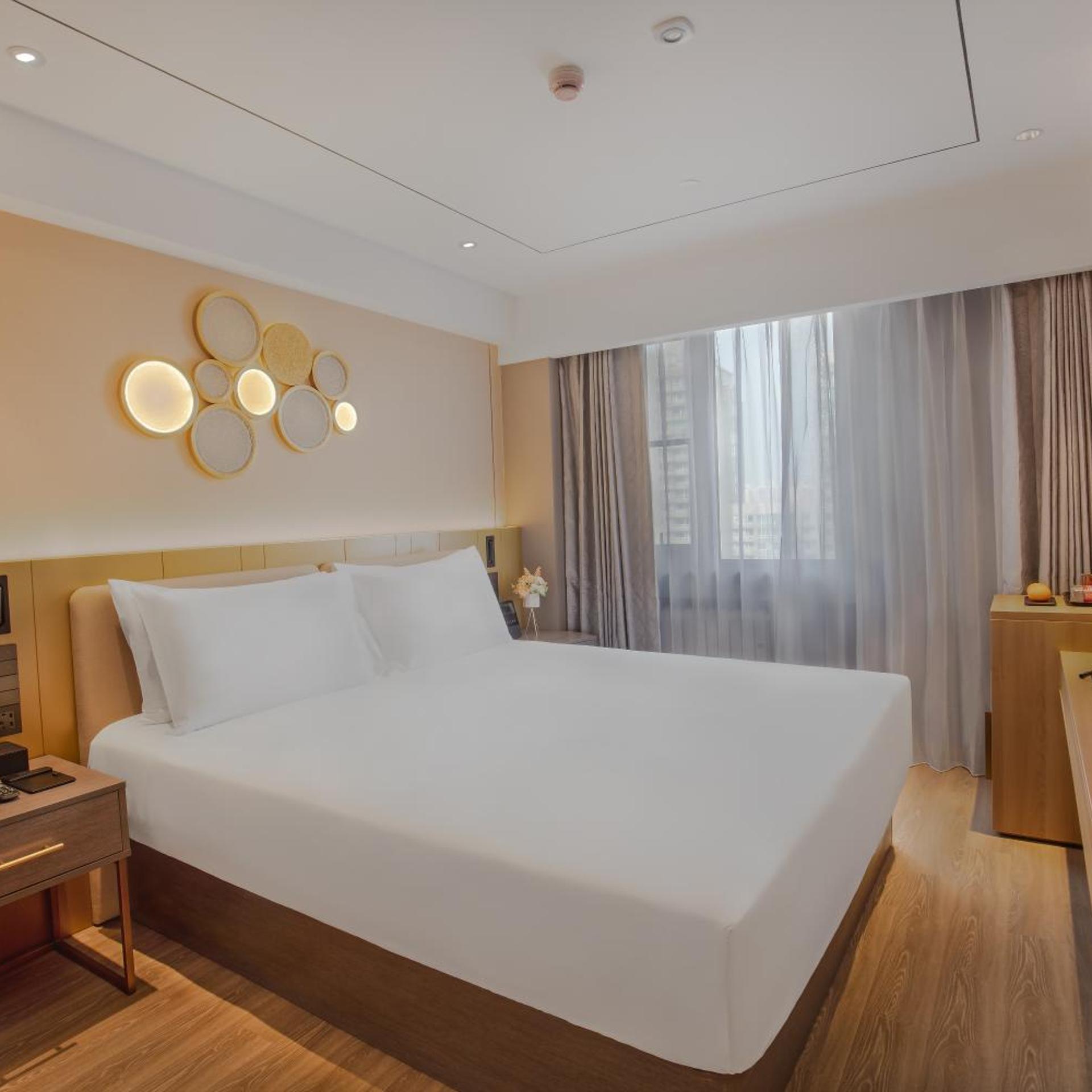 Orange Hotel (Beijing Yansha Liangma River) 6/50