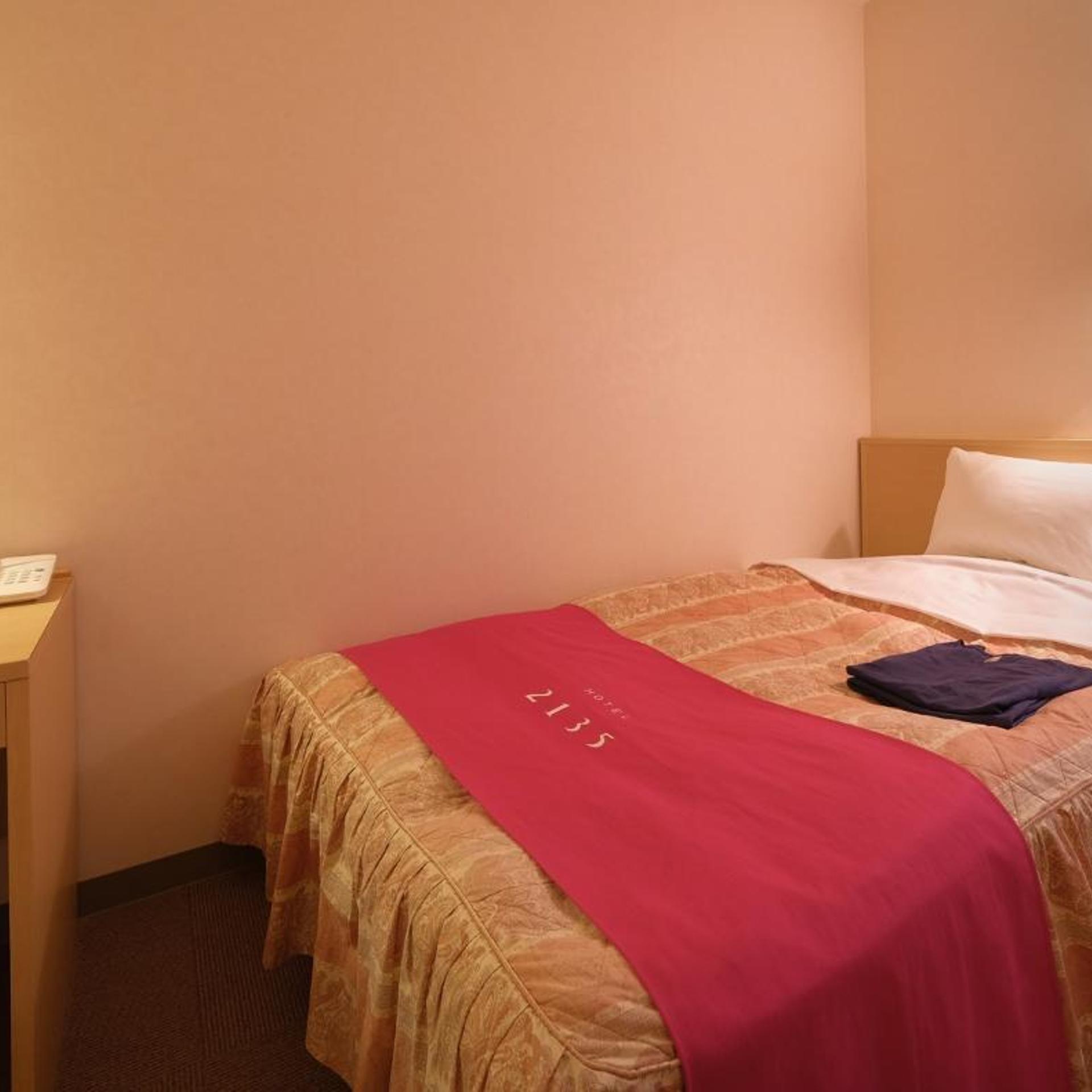 Hotel 2135 19/50
