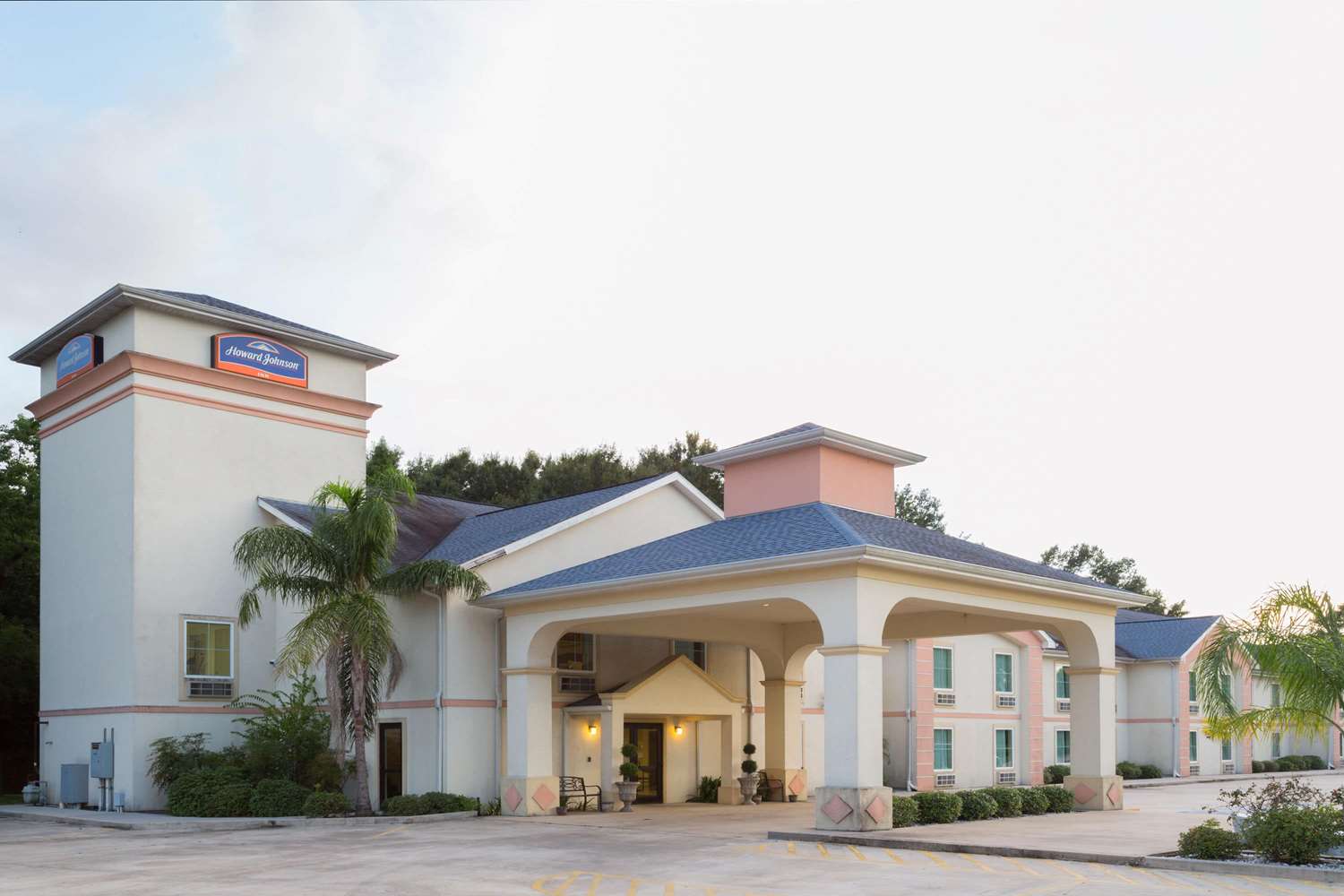 Howard Johnson by Wyndham Houma 2/36