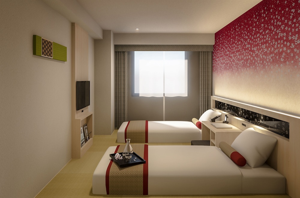 Sakura, Twin Beds, Top Floor