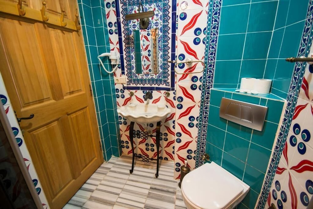 Sultan Corner Suites 49/49