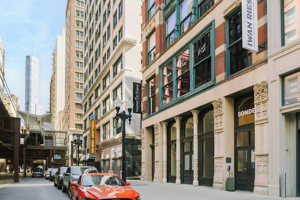 Sonder Jewelers Row 46/50
