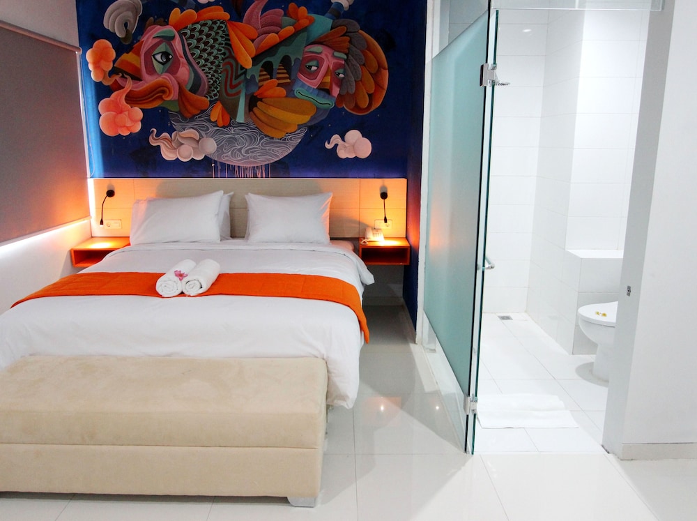 Senior, Double Bed، FIZZ HOTEL LOMBOK 2/4