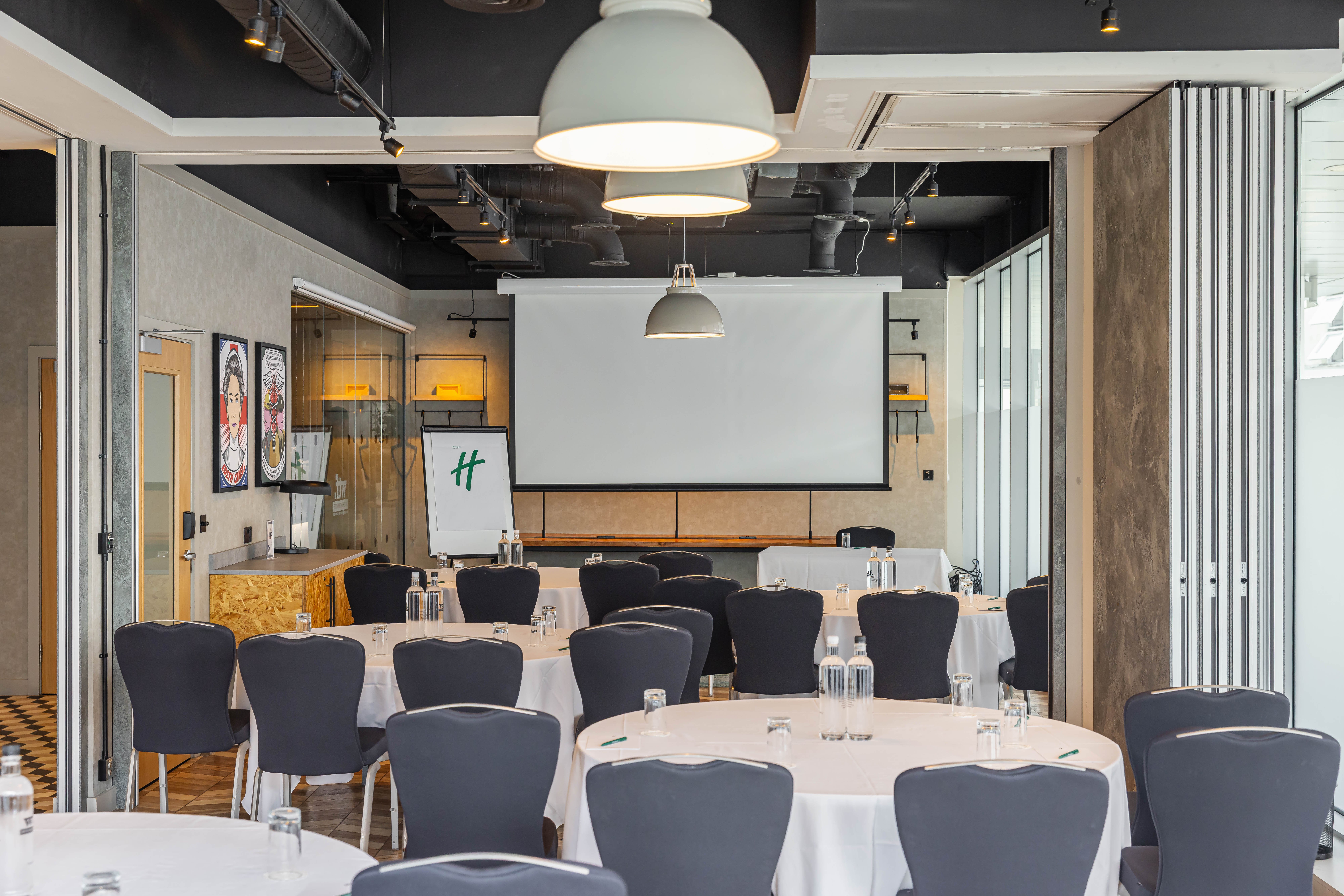 Holiday Inn London - Whitechapel by IHG 74/82