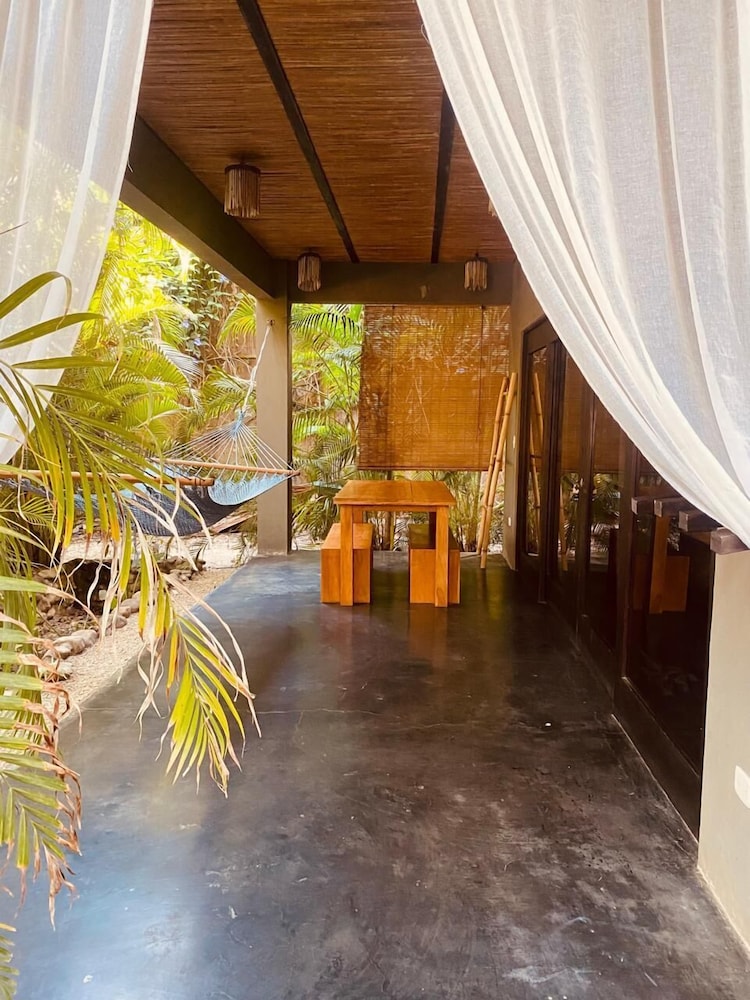 Lua Villas 37/46