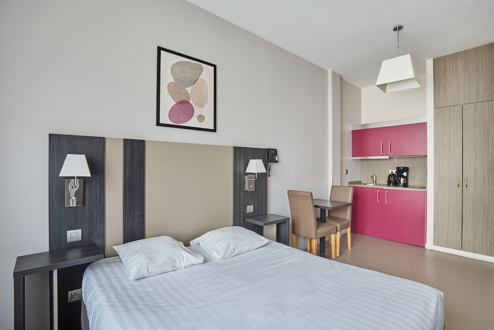 Appart'hotel Odalys City Dijon Centre Les Cordeliers 31/78
