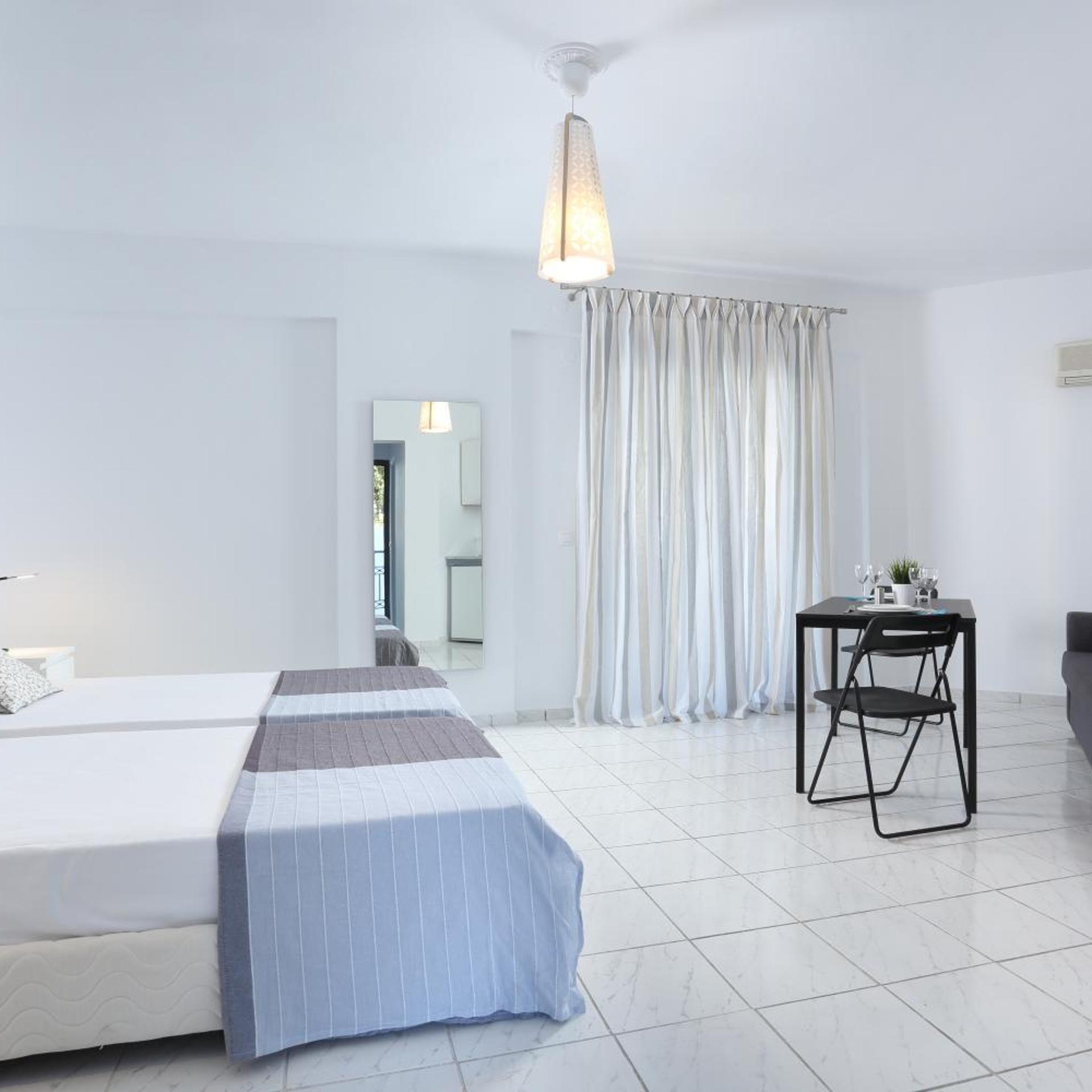 Natalies Hotel and Apartments 20/54