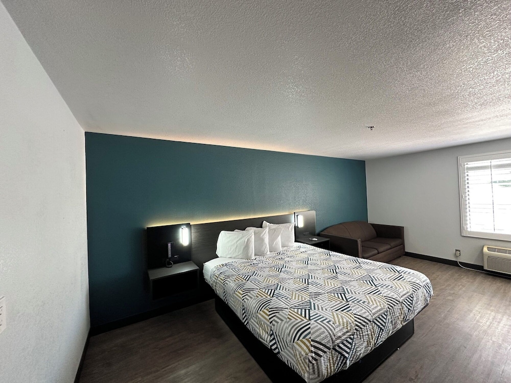 Motel6 Lebec, CA 16/44