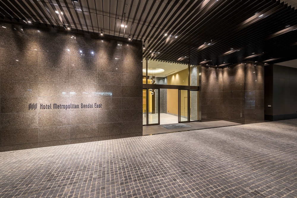 Hotel Metropolitan Sendai East 41/45