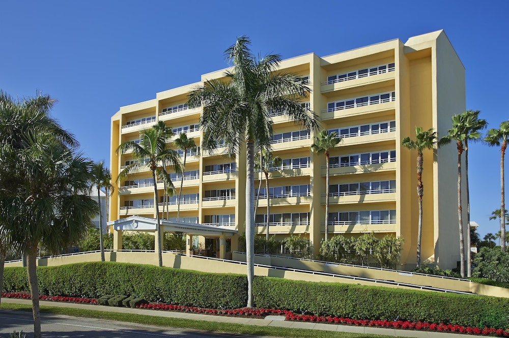 Edgewater Beach Hotel 4/64