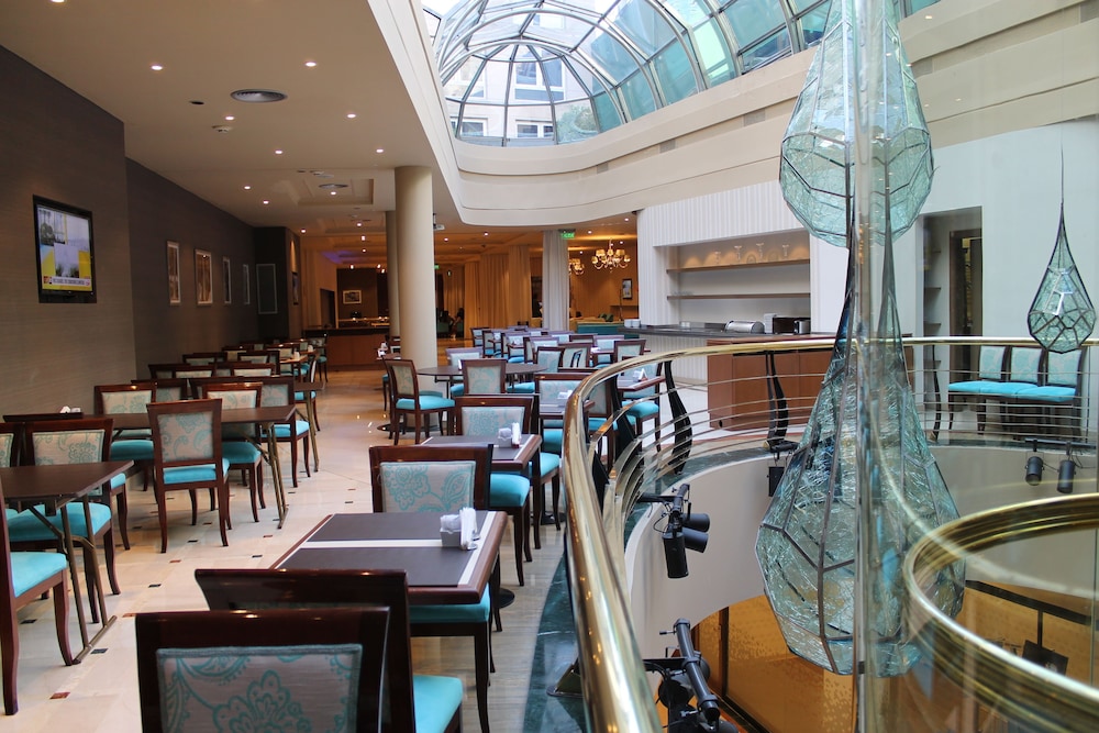 Howard Johnson Plaza by Wyndham Buenos Aires Florida Street 23/37