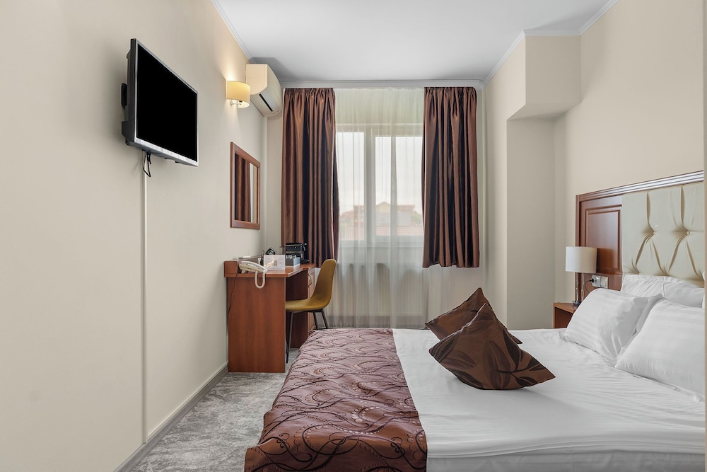 Hotel Athos R M T 16/69