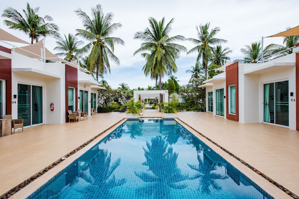 AWAY BEACH VILLAGE 44/50