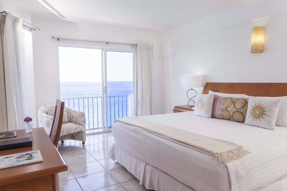 Coral Princess Hotel & Dive Resort 17/78