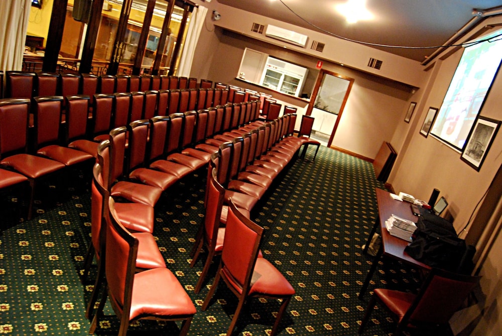 Glenferrie Hotel 41/61