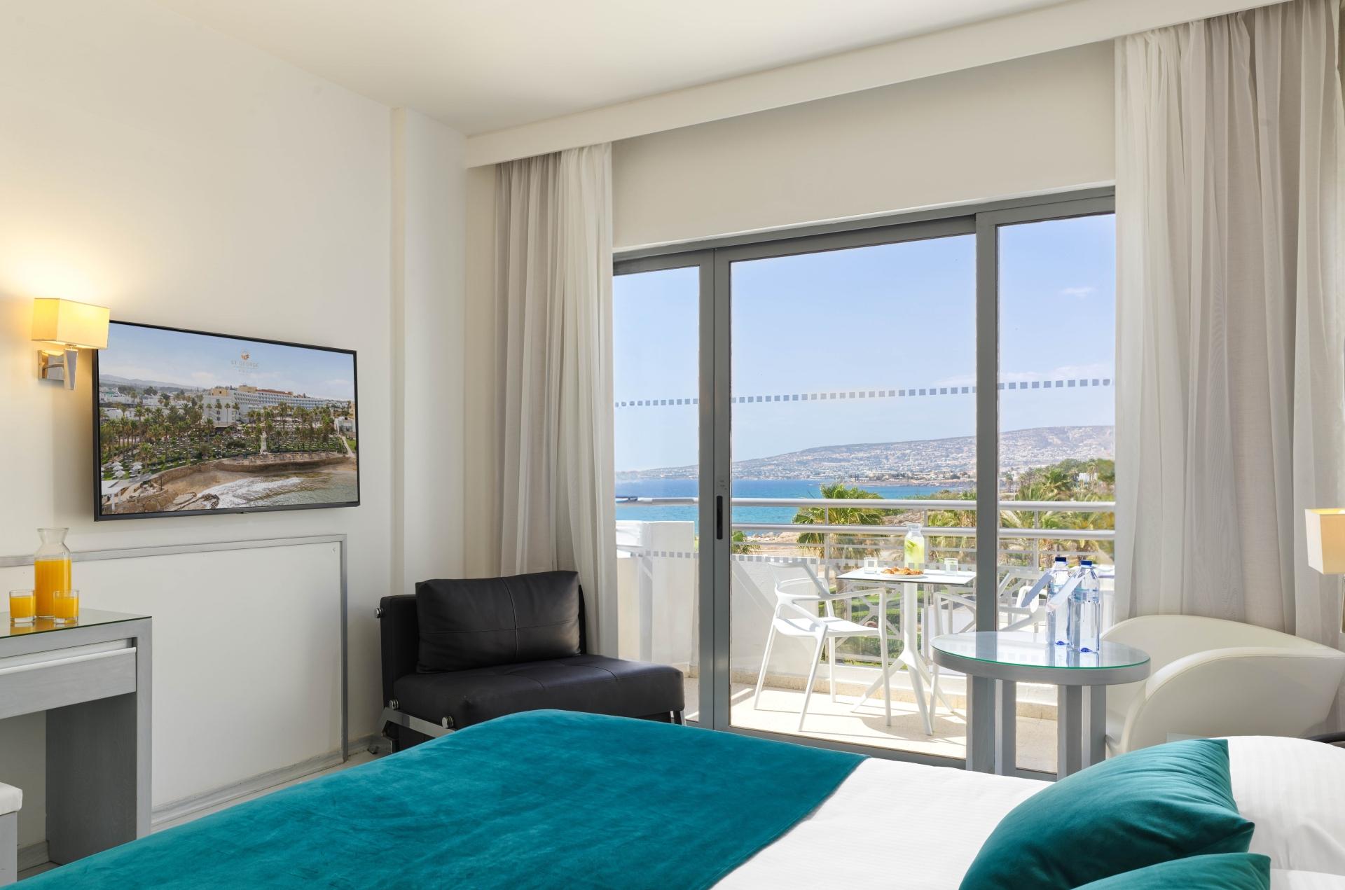 Room, Twin Beds, Side Sea View, Balcony