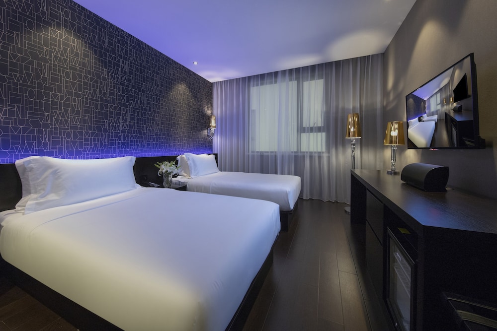 SUPERIOR, TWIN BEDS