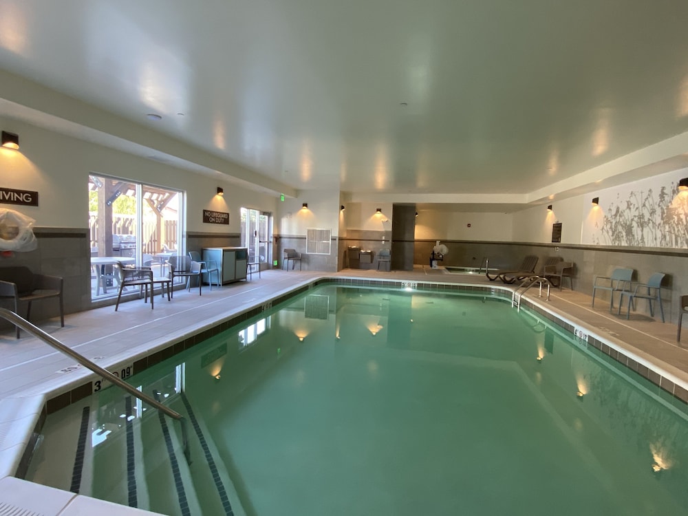 Sleep Inn & Suites Great Falls Airport 26/48