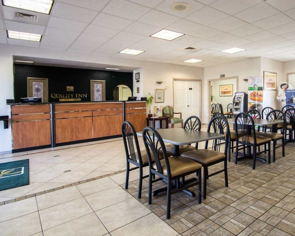 Quality Inn Kennedy Space Center 37/47